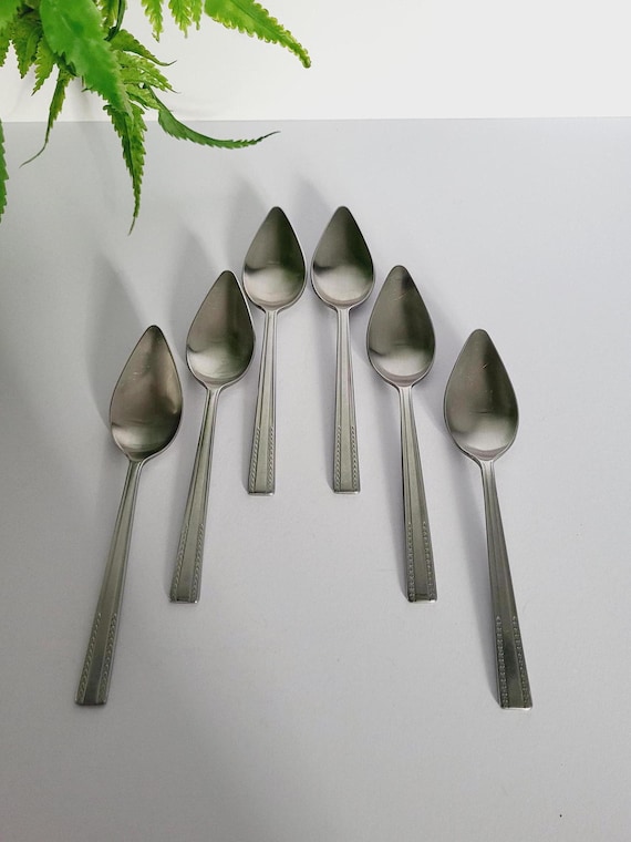 Set Of 4) Grapefruit Spoons, 18/0 Stainless Steel 6 3/8