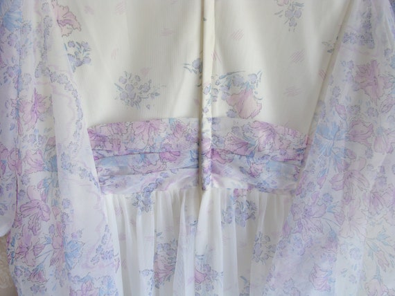 80s Long White Prairie Dress Lavender Flower Maxi… - image 10