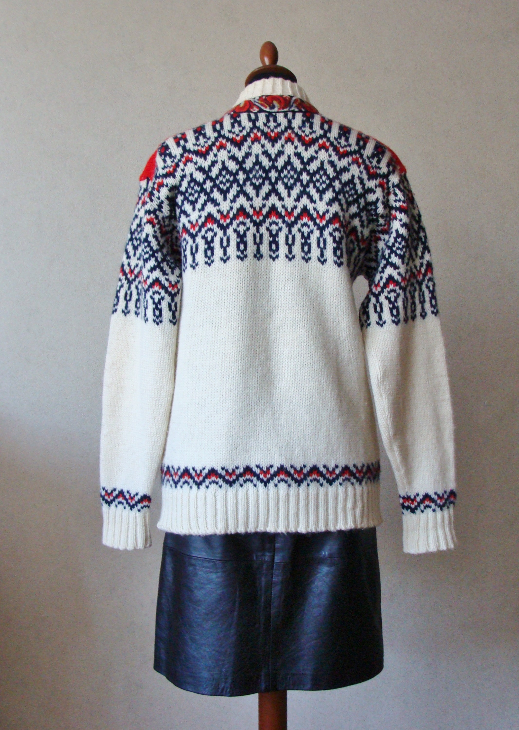 Vintage 80s DEVOLD Norway Wool Cardigan Sweater, Traditional Nordic White Patterned Folk Cardigan Pewter Hook, Embroidered Viking Sweater - Etsy Vintage 80s DEVOLD Norway Wool Cardigan Sweater, Traditional Nordic White Patterned Folk Cardigan Pewter Hook, Embroidered Viking Sweater - Etsy