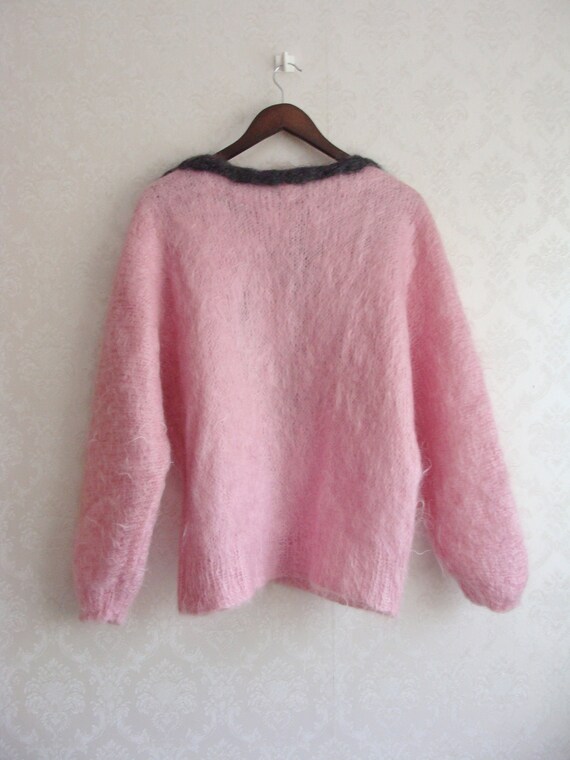 Vintage Handwoven Chunky Knit Sweater, Pink Mohai… - image 10