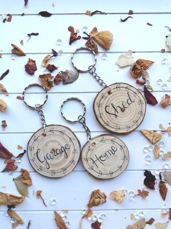 Personalised wood slice keyrings, log round keyring, calligraphy keyrings, shed garage outbuilding key chain, new home, house warming gift