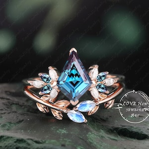 Vintage Kite Cut Alexandrite engagement ring set women Rose Gold Unique Cluster ring marqiuse moonstone wedding ring Bridal anniversary ring