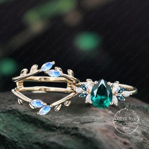 Vintage emerald engagement ring set women yellow gold Unique Pear shape art deco Cluster ring moonstone wedding ring Bridal anniversary ring