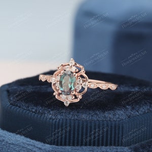 Vintage Alexandrite Engagement Ring Unique Wedding Ring - Etsy