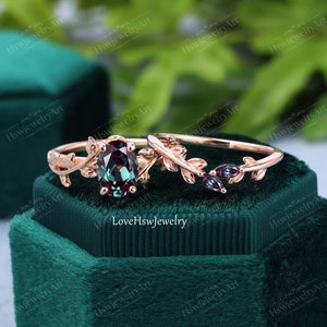 Oval Alexandrite engagement ring Set Vintage ring engagement ring unique leaf rose gold ring art deco promise ring bridal  anniversary ring