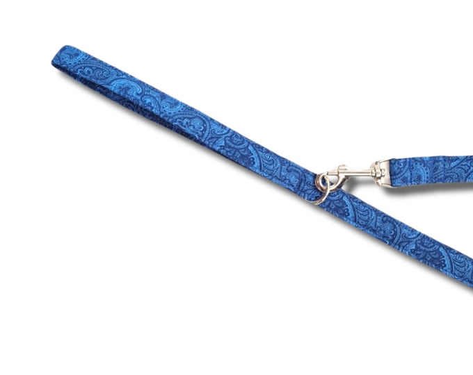 Blue paisley dog lead