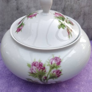 Really beautiful, large candy dish with moss rose decoration from Grandma Hetty
