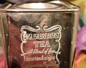 Vintage tea caddy, silver-plated, small version