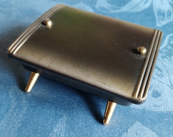 Original 1950s cigarette tin