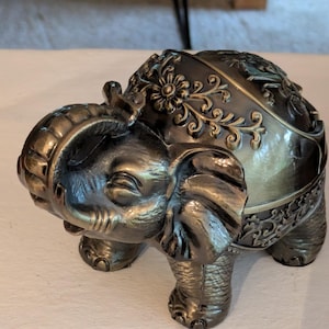 Oriental vintage ashtray made of brass