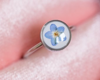 Forget Me Not Ring. Adjustable gold or silver bridal jewellery. Birthday gift woman. Flower girl. Bridesmaids UK gifts. Something blue.