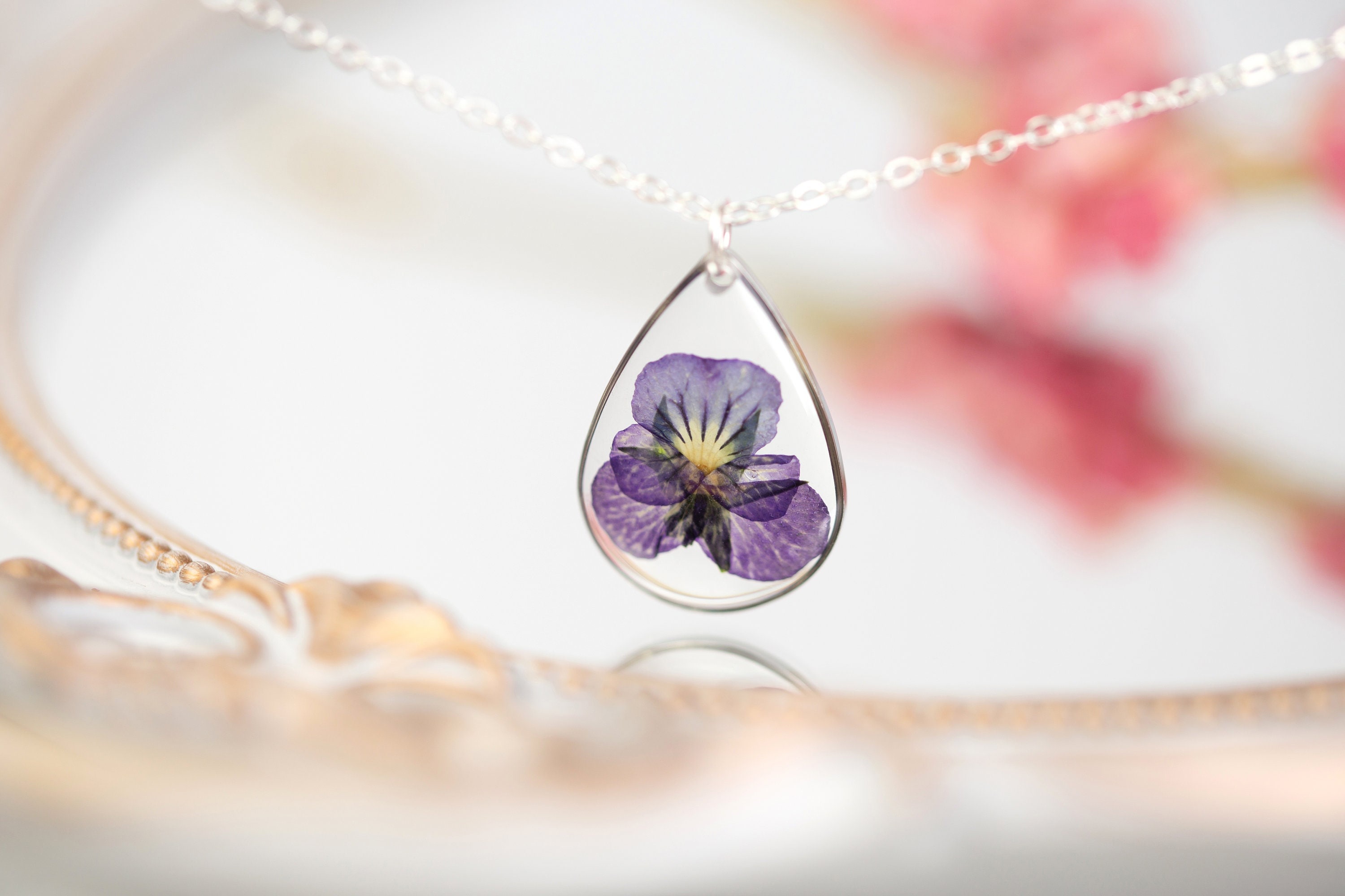 Viola Necklace - Etsy