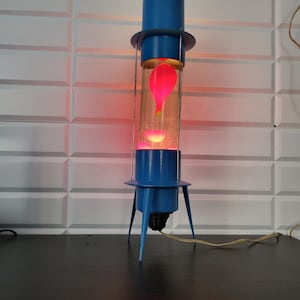 Super rare old vintage 1990y. Soviet scarlet collectible lava lamp space rocket style lamp decor lamp lamp gift red lava blue lamp image 6