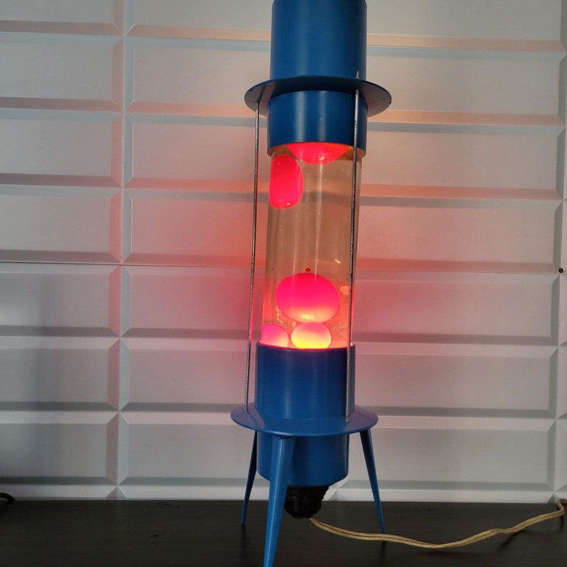 Super rare old vintage 1990y. Soviet scarlet collectible lava lamp space rocket style lamp decor lamp lamp gift red lava blue lamp image 8