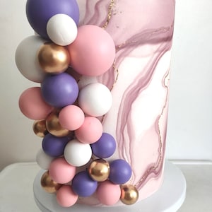 Colorful Balls Cake Topper Set: Pink, Purple, Gold Baking Decoration