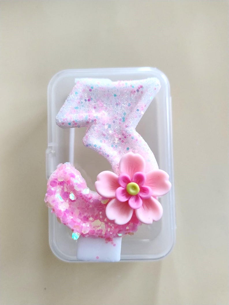 Flower Birthday Candle
flower Cake Decor
number candles 
number candles for cake
candle topper
cake candles
party candles
birthday cake candle
candle holder cake topper
birthday candles