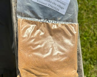 113,4 g (4 oz) Auténtico Soumbala/Lakika: condimento de algarroba fermentada, superalimento tradicional de África occidental para un sabor intenso y audaz.