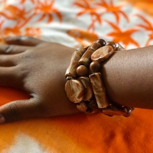 Traditional Glass Beaded Bracelet Mable Light Chestnut