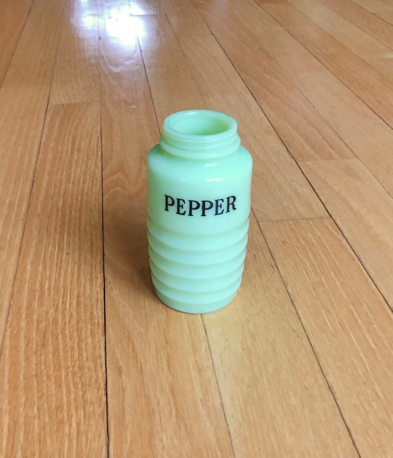 Beautiful Vintage Jadeite Pepper Shaker Beehive Textured by