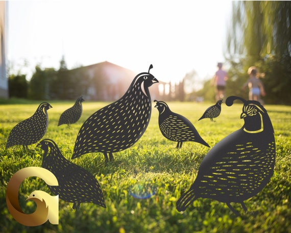 Metal Quail Yard Art: Farmhouse Outdoor Decor