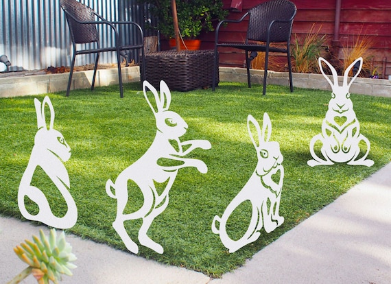 Handmade Metal Rabbit Garden Art: Farmhouse Patio Decor
