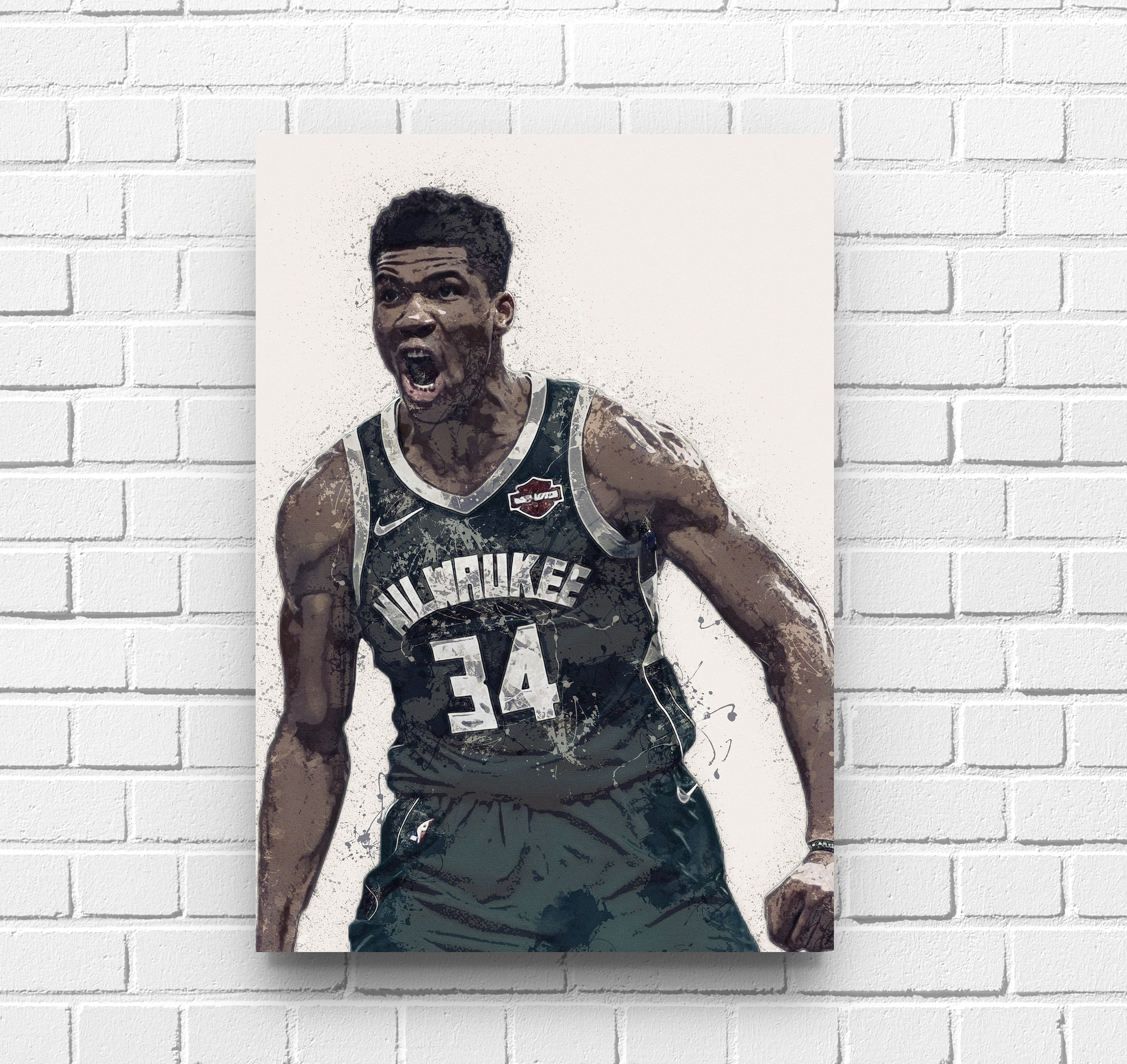 Download Basketball Player Giannis Antetokounmpo Wallpaper