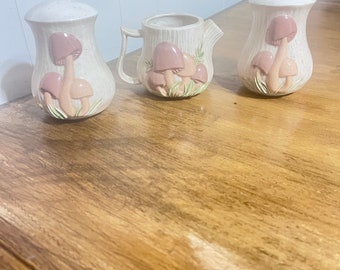 Vintage 1970’s arnels mushroom set