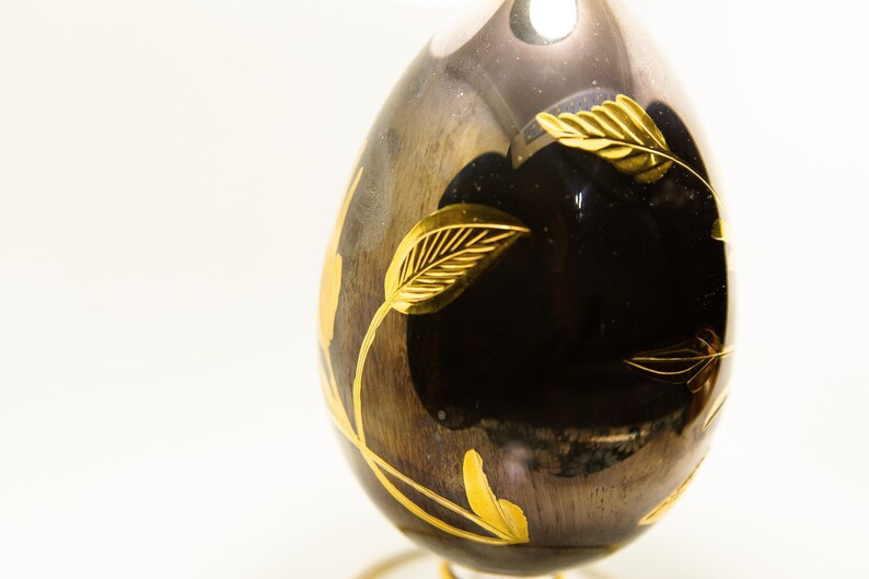 Egyptian art egg