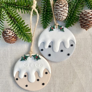 Christmas pudding accessories