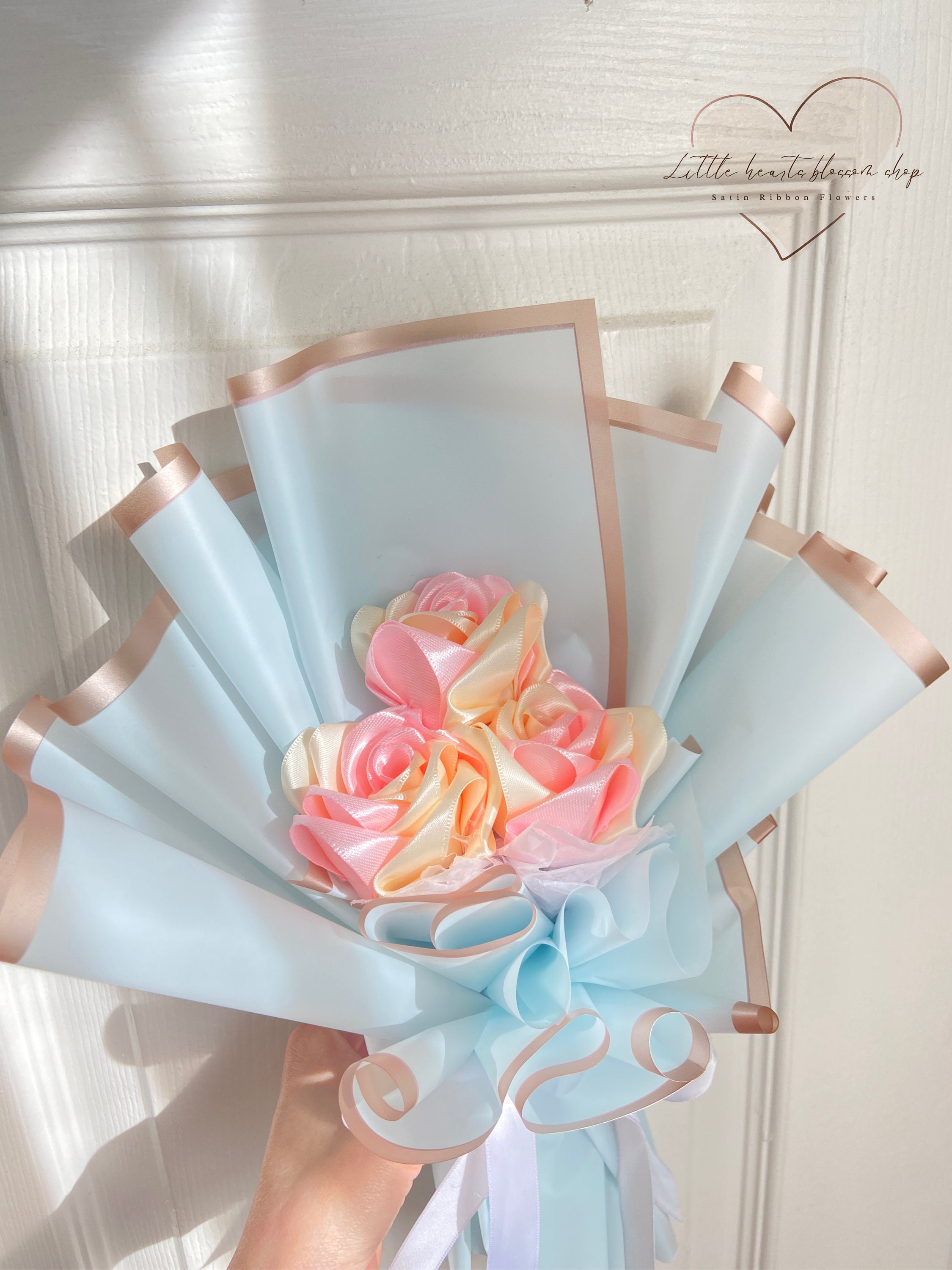 Ribbon bouquet #ribbon #florists #florista #florist #bouquet