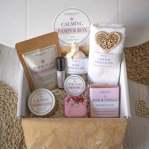 Luxury Aromatherapy Pamper Gift Box: Calming Essential Oils, Vegan Self Care