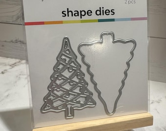 Scrapbook.com Ornament tree & Happy Holidays dies