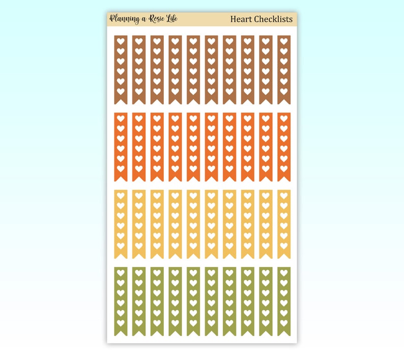 Puede incluir: Una hoja de pegatinas para planificador con el texto "Heart Checklists" en la parte superior. Las pegatinas son rectangulares con forma de banner en la parte inferior. Cada pegatina tiene una fila de corazones blancos. Las pegatinas son en tonos marrones, naranjas, amarillos y verdes.