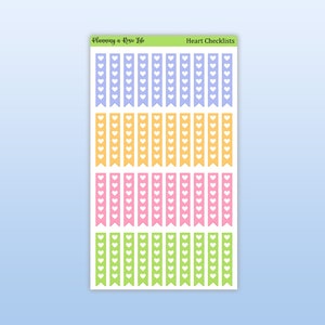 Puede incluir: Una hoja de listas de verificaci&oacute;n de coraz&oacute;n coloridas. Las listas de verificaci&oacute;n est&aacute;n en filas verticales de azul, amarillo, rosa y verde, cada una con iconos de coraz&oacute;n blancos. El texto "Planning a Rosie Life" y "Heart Checklists" est&aacute; en la parte superior.
