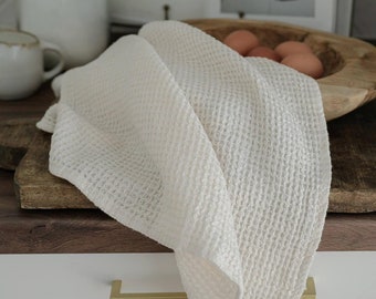 Waffle Linen Kitchen Towels Set of 2 / Linen face towels in various colors / Absorbent waffle towels / Dishcloths