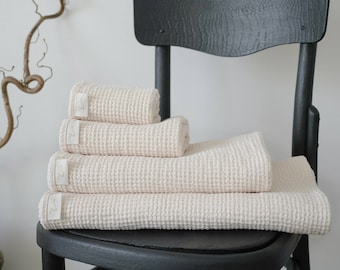 Linen Waffle Bath towels / Soft Body Towels in various sizes and colors / Highly absorbent and hypoallergenic European flax towels