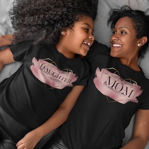 Mom Shirt| Daughter Shirt | Mommy and me Shirt| Mommy and Me Outfits| Mom and Me Shirts| Mom & Mini Shirt| Mom Daughter Shirt