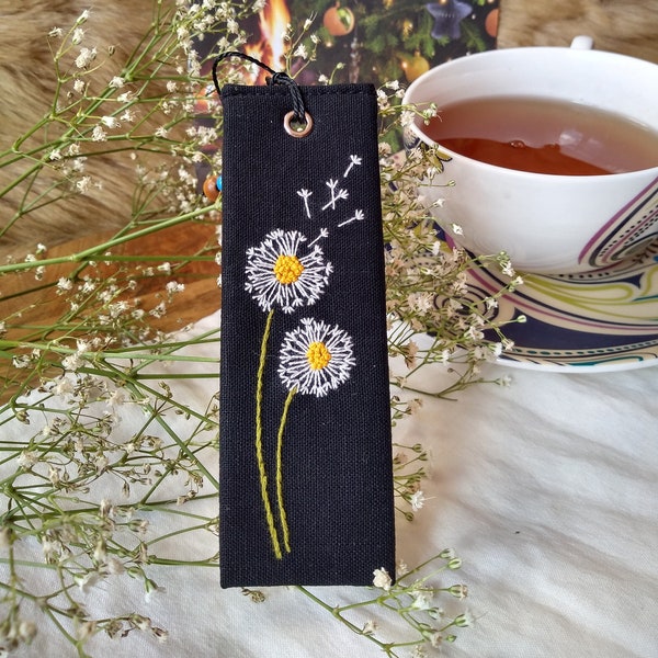 Dandelions Bookmark/ Make A Wish Flower Bookmark/ Hand Embroidered Dandelions Bookmark/ Journal Accessories/ Dandelions Flower/ Blow Flower