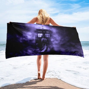 Serviette Time Doctor, cadeau de la police, fan d'art imprimé, voyage dans le temps vacances Time Lord piscine serviette enveloppement été jeté de pont de croisière