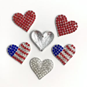 Botón de corazón de diamantes de imitación sin vástago, cabujón rojo, blanco y azul, corazón de cristal con parte trasera plana brillante, ramo de boda DIY, adorno artesanal de 24 mm