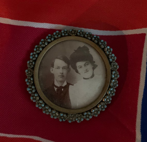 Victorian Couple Mourning Pin in Small Blue Forge… - image 1