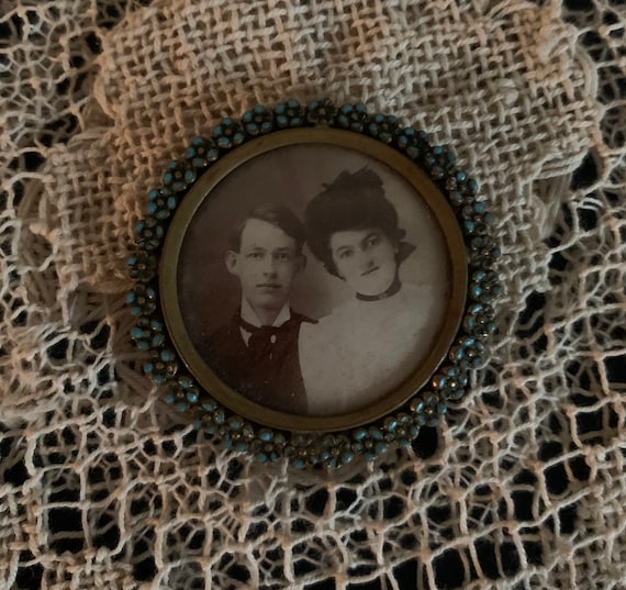 Victorian Couple Mourning Pin in Small Blue Forge… - image 2