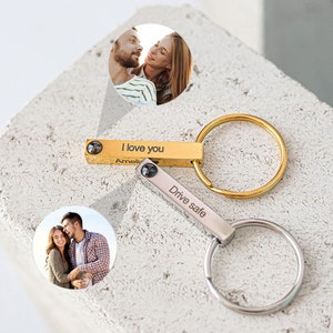 Fotoprojektion Schlüsselbund für Männer, Schlüsselanhänger Bar, personalisiertes Vatertagsgeschenk, Anhänger Fotoprojektion Geschenk für Ihn, Jubiläumsgeschenk