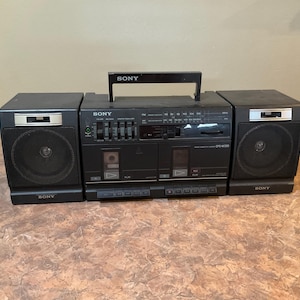 SONY CFS-W370 Radio Kassettenrecorder Stereo Ghettoblaster, Kassette Duel Tape, Vintage 80er Jahre, Radio Funktionierend
