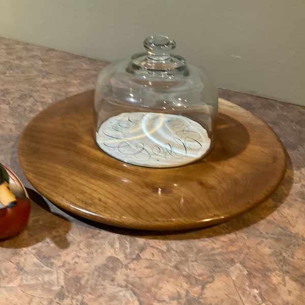 Oregon Myrtlewood Cracker Cheese Platter with Ceramic tile and  glass dome, Charcuterie party platter