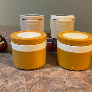 King-Seeley Thermos, Insulated 1970&#39;s Hot/Cold Picnics, Lunch Boxes, Retro Kitchen, Beige & Avocado Green Thermos Insulated Snack Jar, 1 Cup
