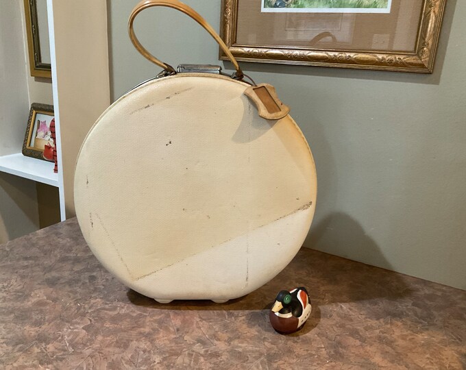 American Tourister Luggage Hat Box Carryon Round Suitcase off White