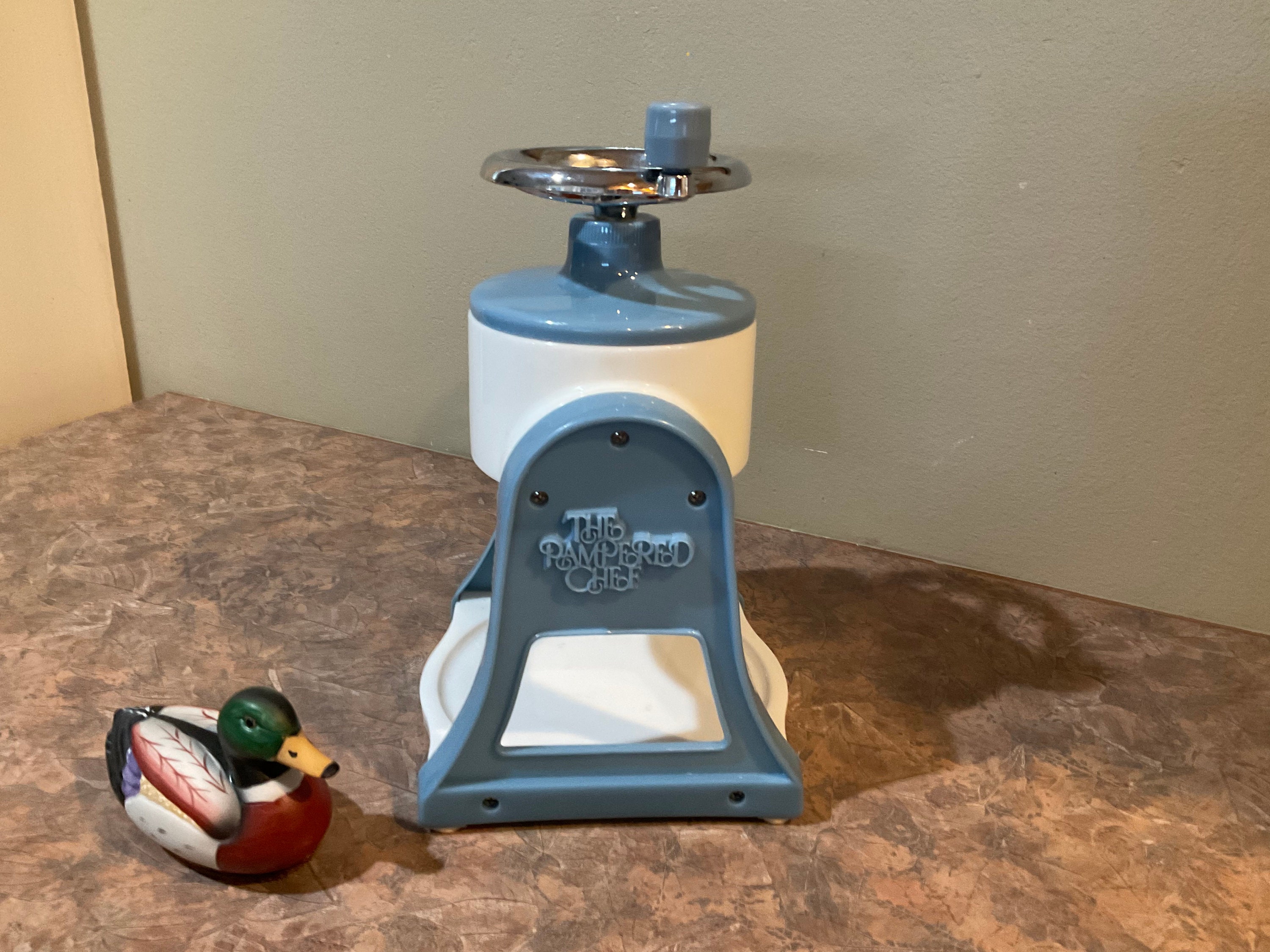 pampered chef shaved ice machine