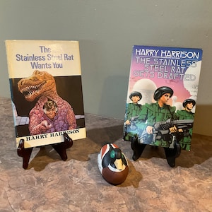 Harry Harrison, Den rostfria stålråttan blir utkastad Vintage sci-fi-inbunden roman och Den rostfria stålråttan vill ha dig av Harry Harrison