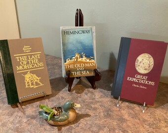 Hemingway, The Old Man and the Sea, Great Expectations Charles Dickens Reader’s Digest, or The Last of the Mohicans The Worlds Best Reading